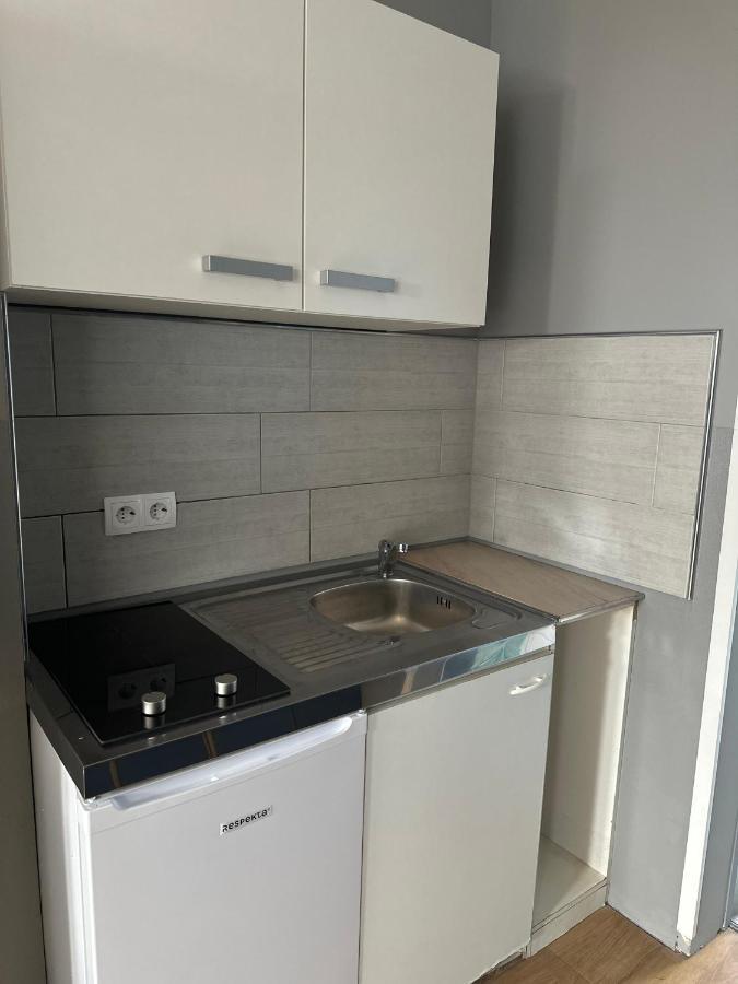 Hotel Fly ' In Offenbach del Meno Exterior foto