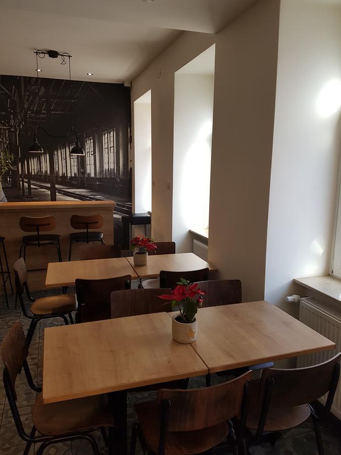 Hotel Fly ' In Offenbach del Meno Exterior foto